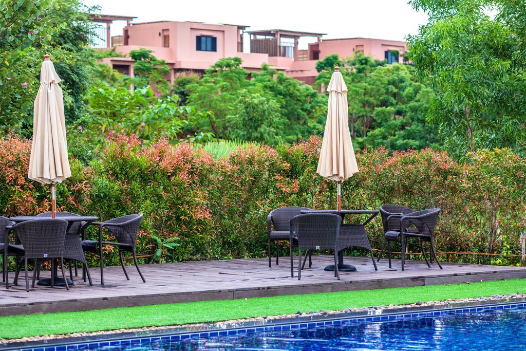 Phukumhom Khao Yai Hotel Wangkata Bagian luar foto