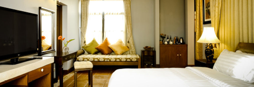 Phukumhom Khao Yai Hotel Wangkata Bagian luar foto